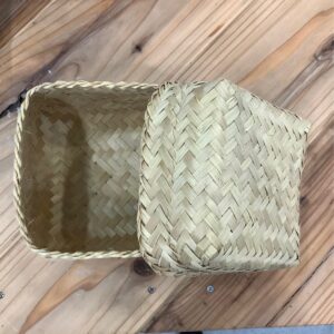 藁籠　わらかご