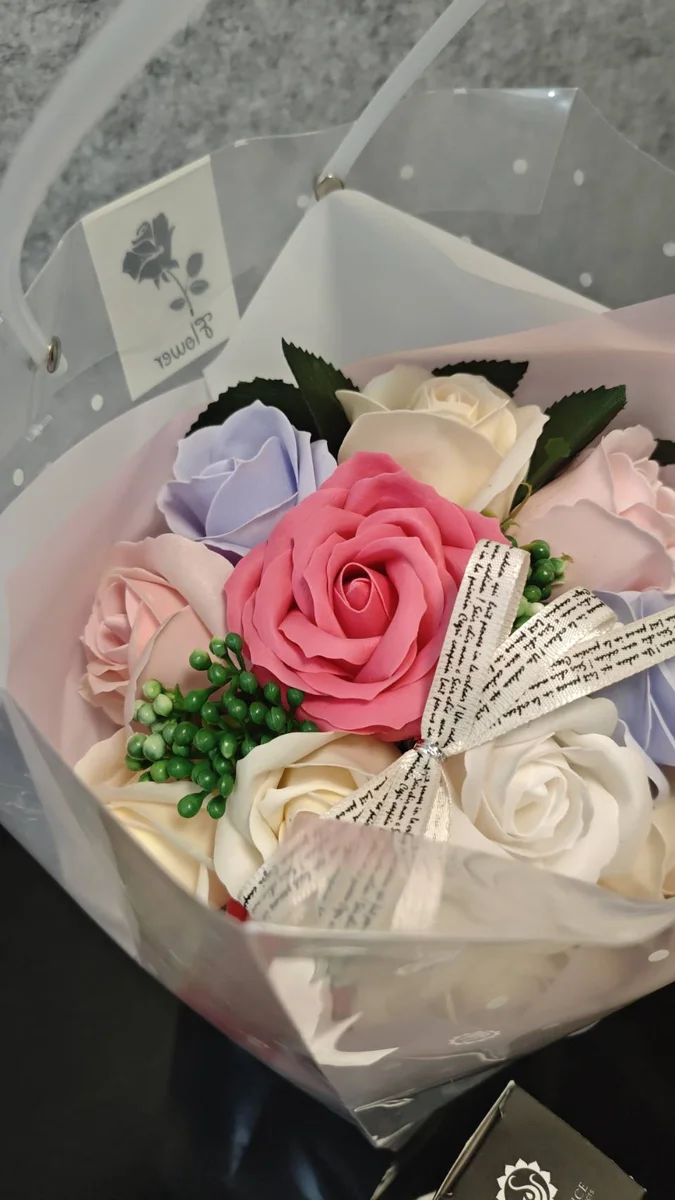 【母の日ギフト】ラディアント ハンドクリーム+ソープフラワーセット - 画像 (4)